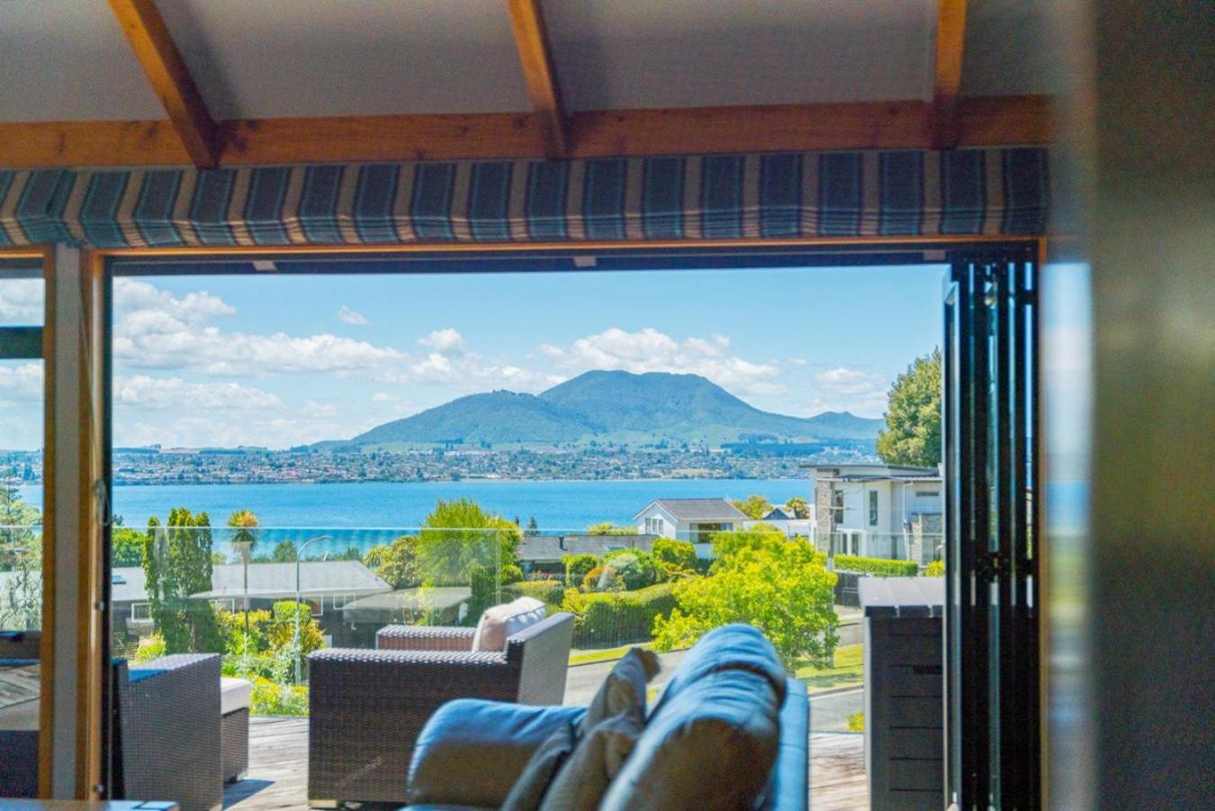 Acacia Sunrise - Taupo Villa Ngoại thất bức ảnh